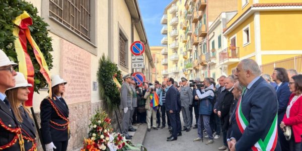 A Palermo il ricordo di Pio La Torre e Rosario Di Salvo 42 anni dopo l'omicidio: «Cambiarono la lotta alla mafia»