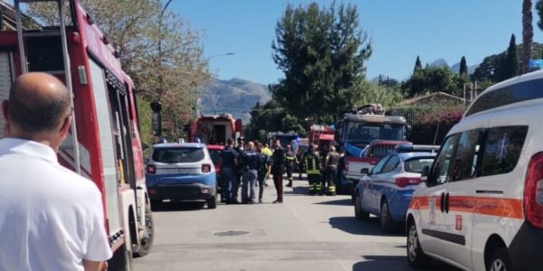 Casteldaccia, la tragedia nella tragedia: uno dei soccorritori scopre di avere un cugino tra le vittime