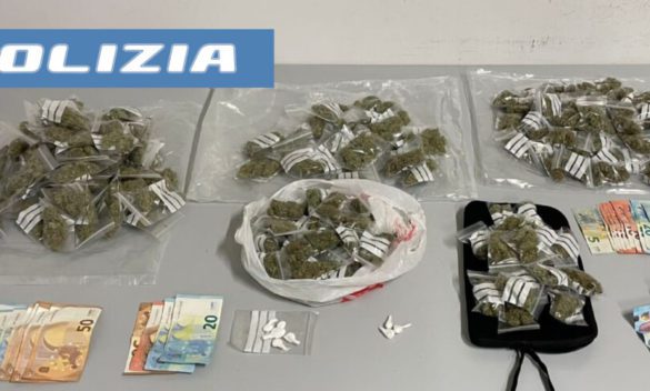 Spacciatore arrestato a Catania, in casa aveva oltre un chilo di droga