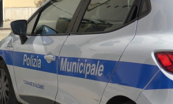 Incidente mortale ad Alcamo, anziano di 77 anni schiacciato dalla sua auto
