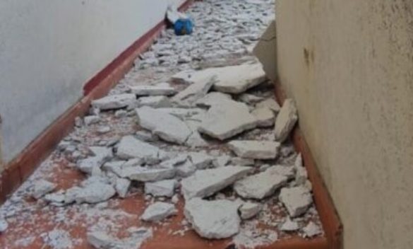 Paura alla scuola Castronovo di Bagheria: crollano i calcinacci da una parete esterna
