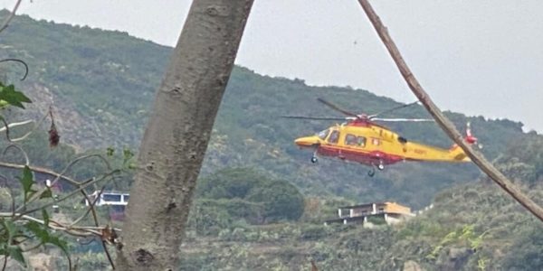 Lipari, un uomo si sente male ma l'elisoccorso non riesce a partire