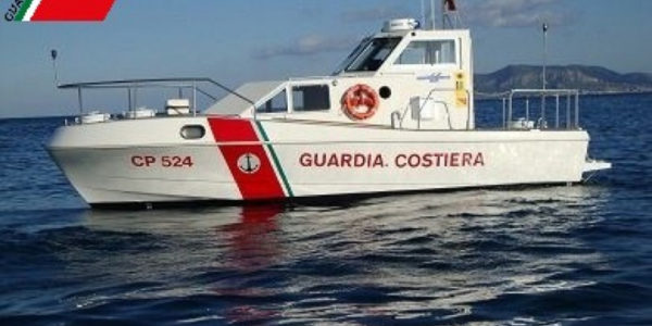 Giallo a Palermo: trovato in mare il cadavere di un uomo