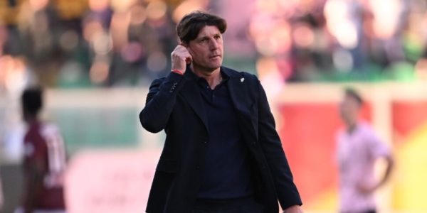 Palermo, Mignani: «Meritavamo di vincere ma ci vuole anche fortuna. Il ritiro? Se c'è bisogno lo rifaremo»