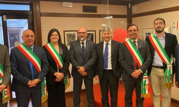 Siglato l'accordo tra UniCredit e l'Associazione italiana città della ceramica