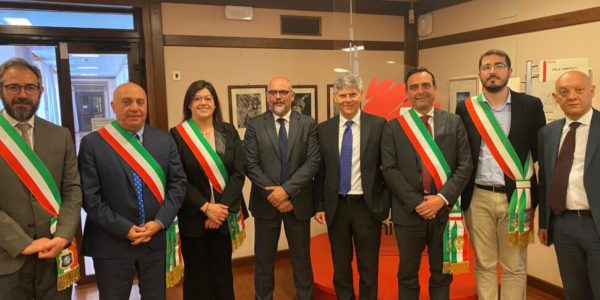 Siglato l'accordo tra UniCredit e l'Associazione italiana città della ceramica