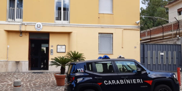 Denuncia gli ex datori di lavoro e viene minacciato, tre arresti per tentata estorsione a Patti