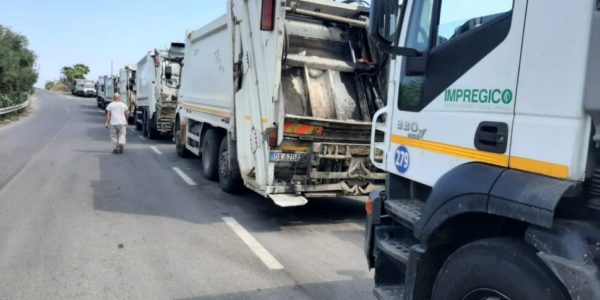 Discarica di Lentini, si va verso la riapertura da domani: ma ci vorranno giorni perchè l'emergenza rifiuti rientri