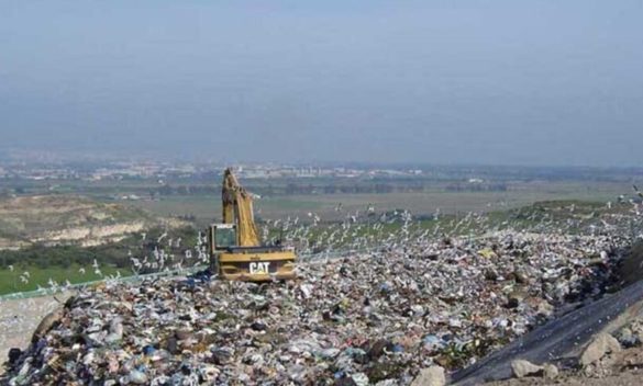 La discarica di rifiuti a Lentini, sindaci in allarme dopo la chiusura a tempo indeterminato