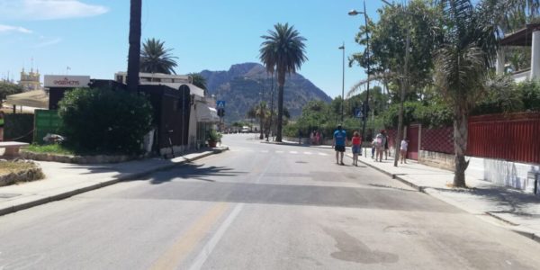 Palermo, a Mondello in arrivo l’isola pedonale: si aprono nuovi varchi