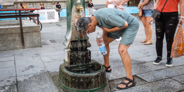 Allerta rossa per caldo e incendi in Sicilia, a Palermo venerdì con temperature fino a 37 gradi