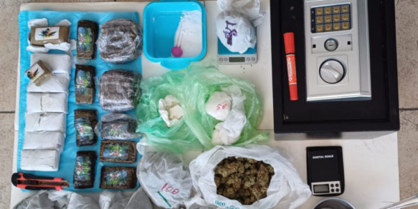 Siracusa, in cassaforte aveva oltre 3 chili di droga: arrestato