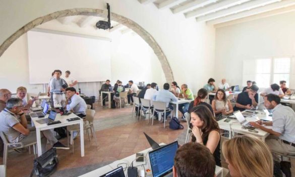 Formazione per docenti e sfide tra studenti, Amazon Web Services apre una finestra su Palermo