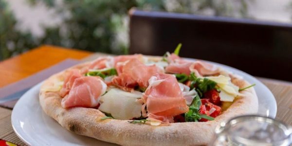 Cefalù, tre giorni fra delizie dei pizzaioli e show