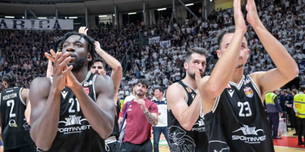 Trapani brinda: la Shark vince gara-4 a Bologna e riporta la pallacanestro siciliana in Serie A-1