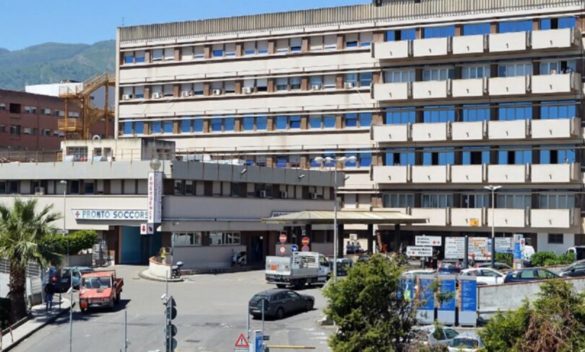 Messina, donna travolta da un'auto in viale Boccetta: gravissima in ospedale