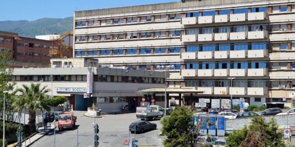 Messina, donna travolta da un'auto in viale Boccetta: gravissima in ospedale