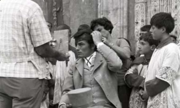 Le foto fuori-scena del Gattopardo esposte in piazza a Ciminna: negli scatti anche Alain Delon e Claudia Cardinale